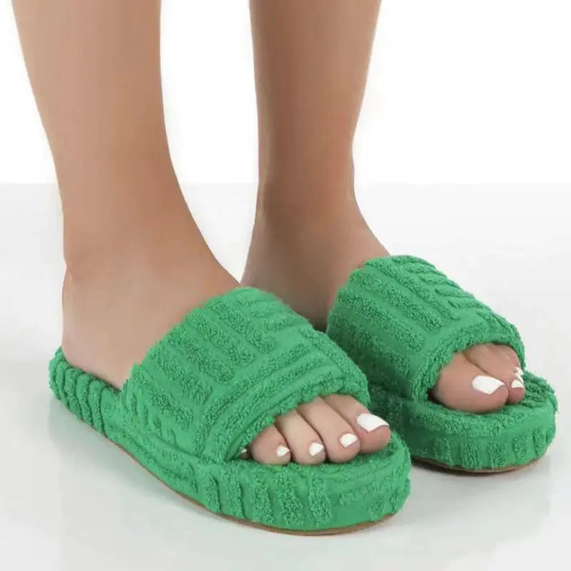 2022 Women's Thick-Soled Fur Slippers with Floral Design
